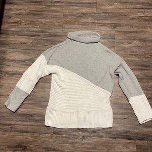 Two tone sweater with cowl neck